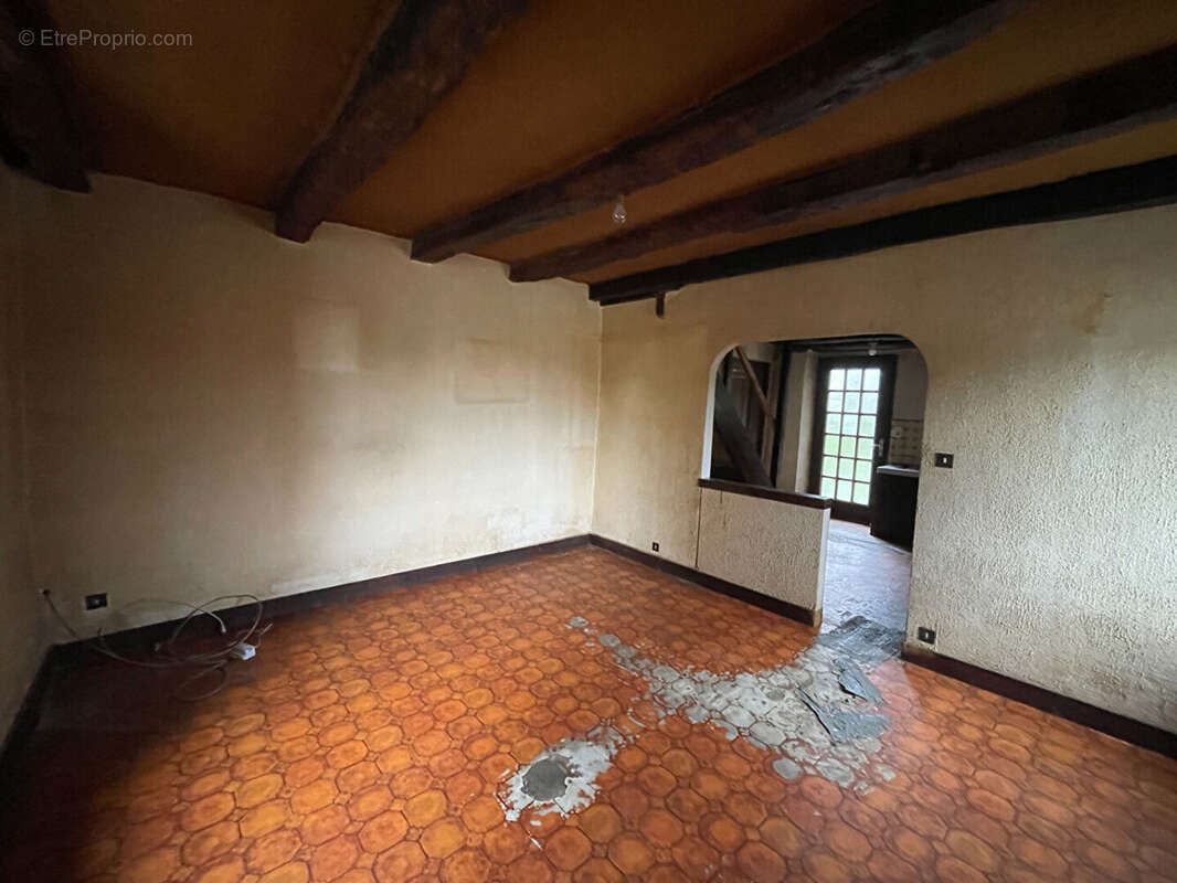 Maison à AIXE-SUR-VIENNE