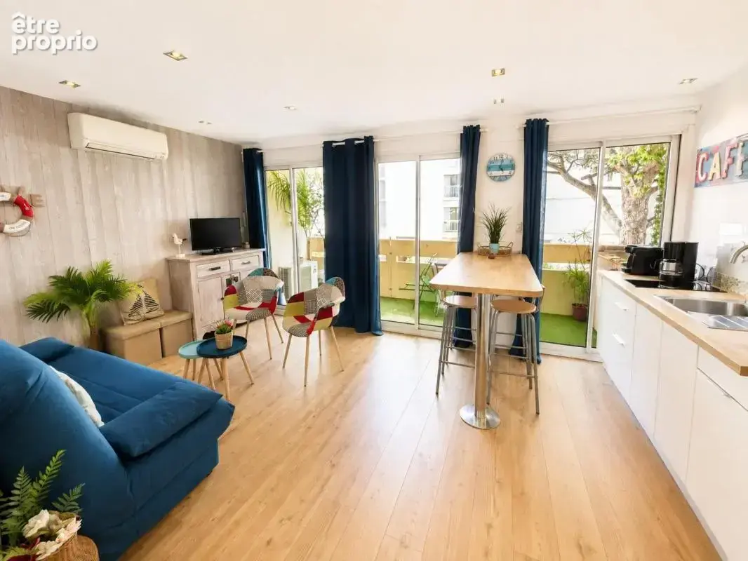 À vendre – port-fréjus – 35 m² – à 350 m de la plage – cave – parking - photo 2