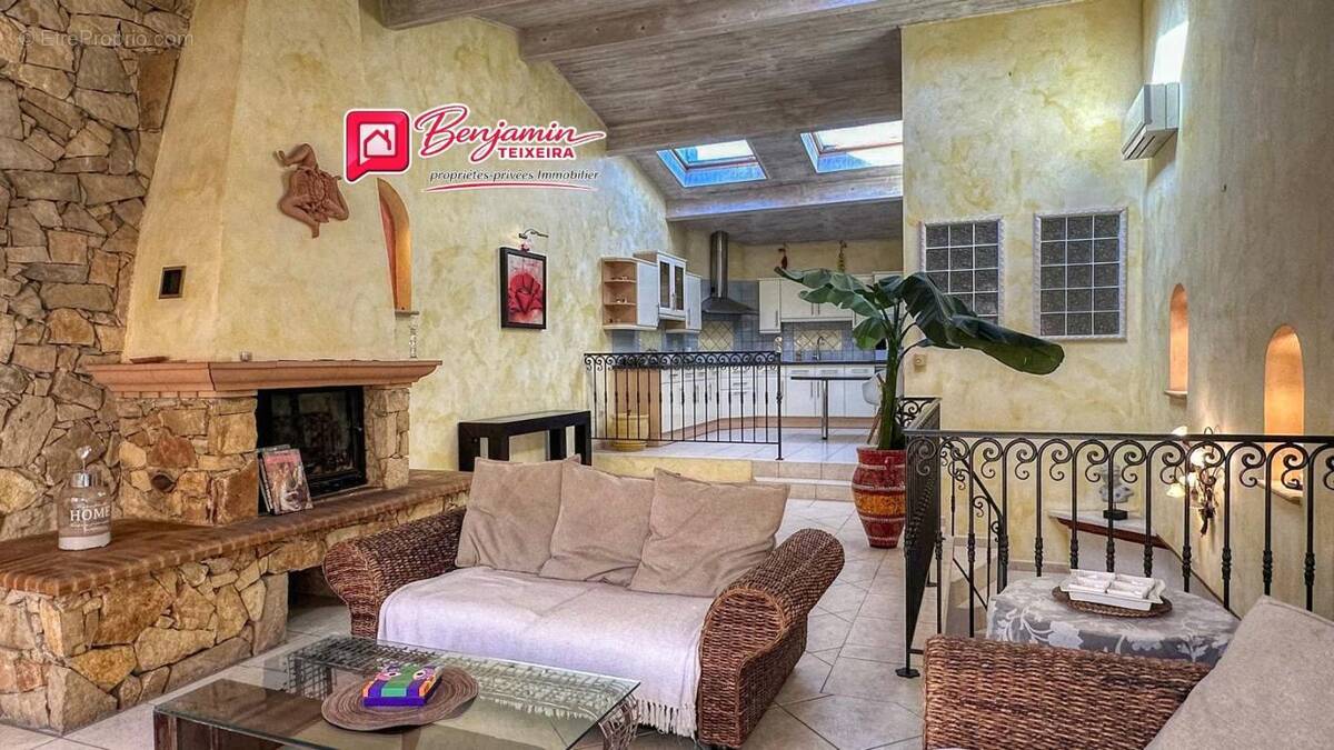 Maison à FREJUS