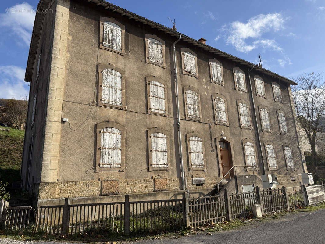 Maison à TOURNEMIRE