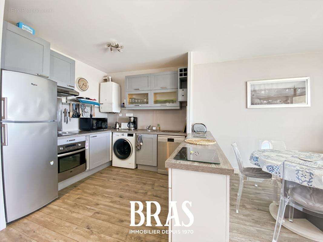 A vendre Appartement 3 pièces - 60 m² -Vue mer exceptionnelle - Accès direct à la plage de Sainte-Marguerite - photo 5