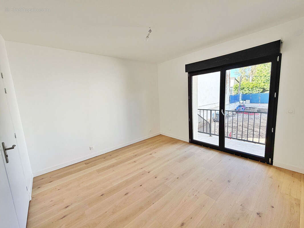 Appartement à NANTERRE