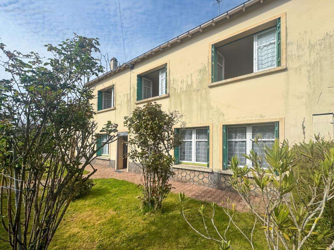 Maison à SAINT-AUBIN-DES-CHATEAUX