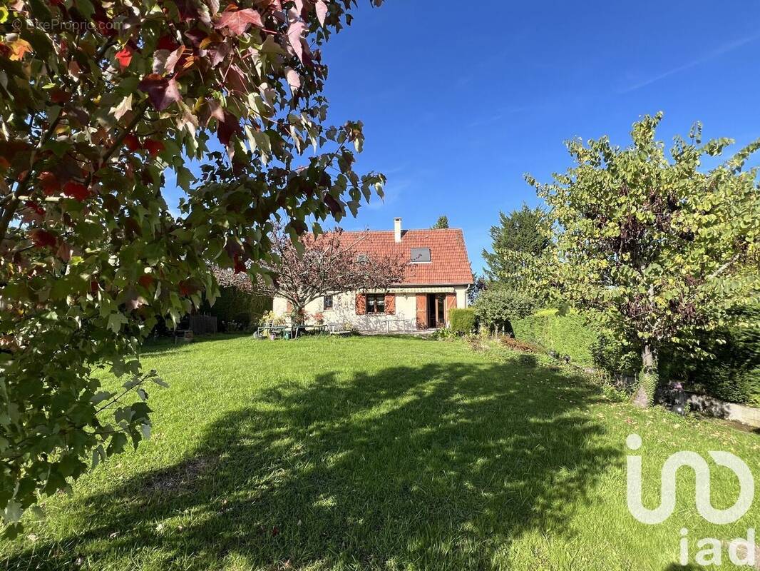 Photo 1 - Maison à CREUZIER-LE-VIEUX