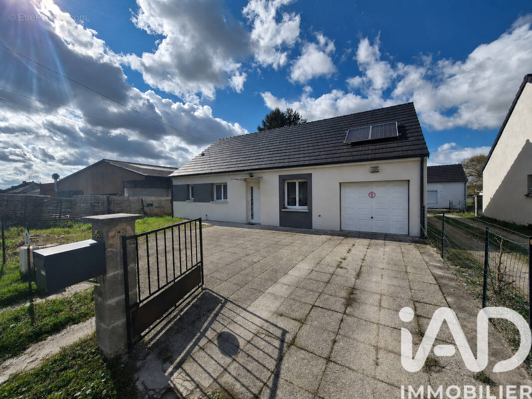Photo 1 - Maison à CHALETTE-SUR-LOING