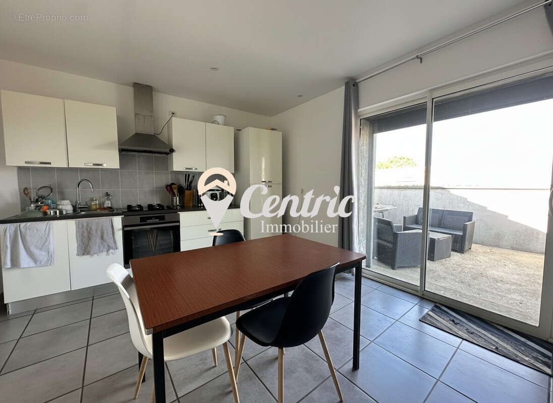Maison 140 m² à Le Pin  - photo 2