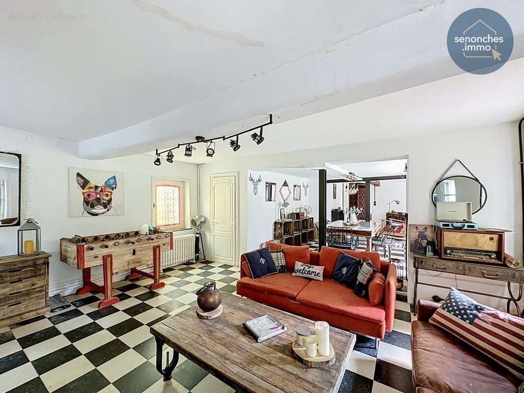 Ancien presbytère du XVIIIe siècle à vendre à Fontaines-Simon (28240)  Une demeure de caractère chargée d'histoire - photo 4