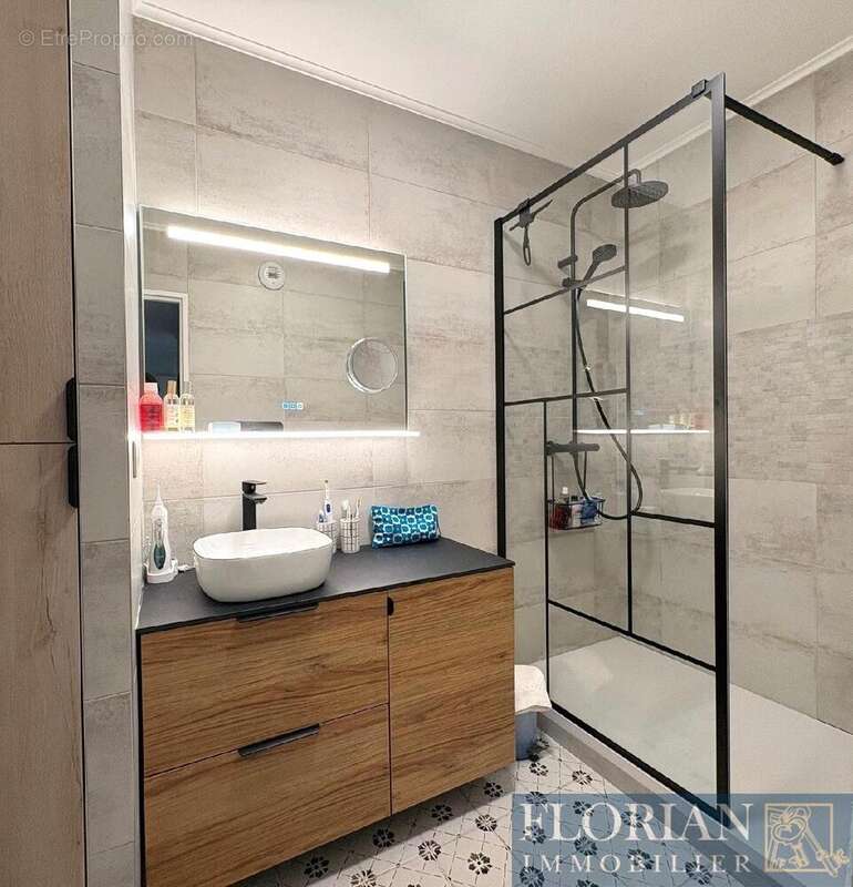 Appartement à BOURG-LA-REINE