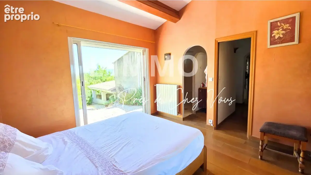 Maison 136m² 4 chambres piscine 11058m² de terrain. - photo 10