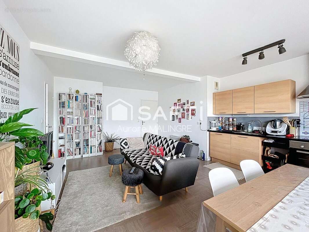 Photo 2 - Appartement à LA CHAPELLE-SUR-ERDRE