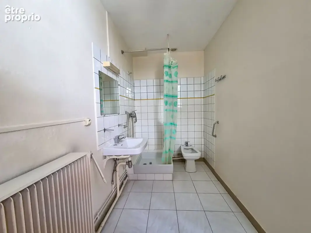 Bordeaux - mouneyra  t3 à rénover avec jardin privatif, garage et cave - photo 9