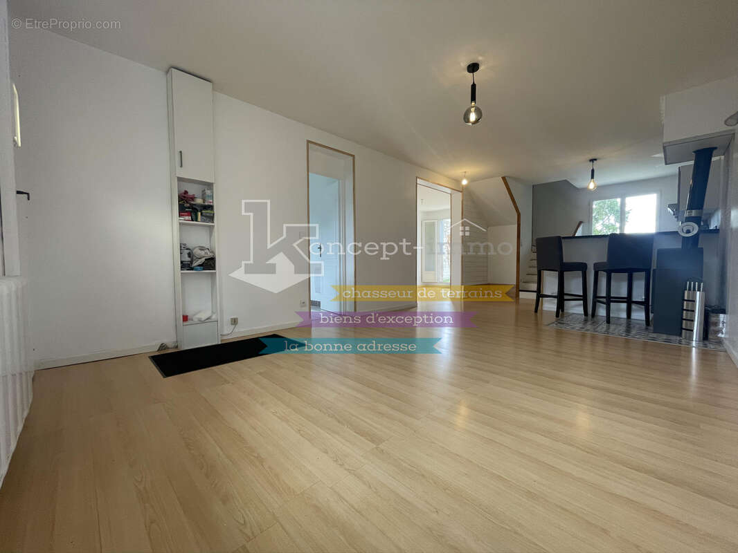 n°12 - Maison à LA RUE-SAINT-PIERRE