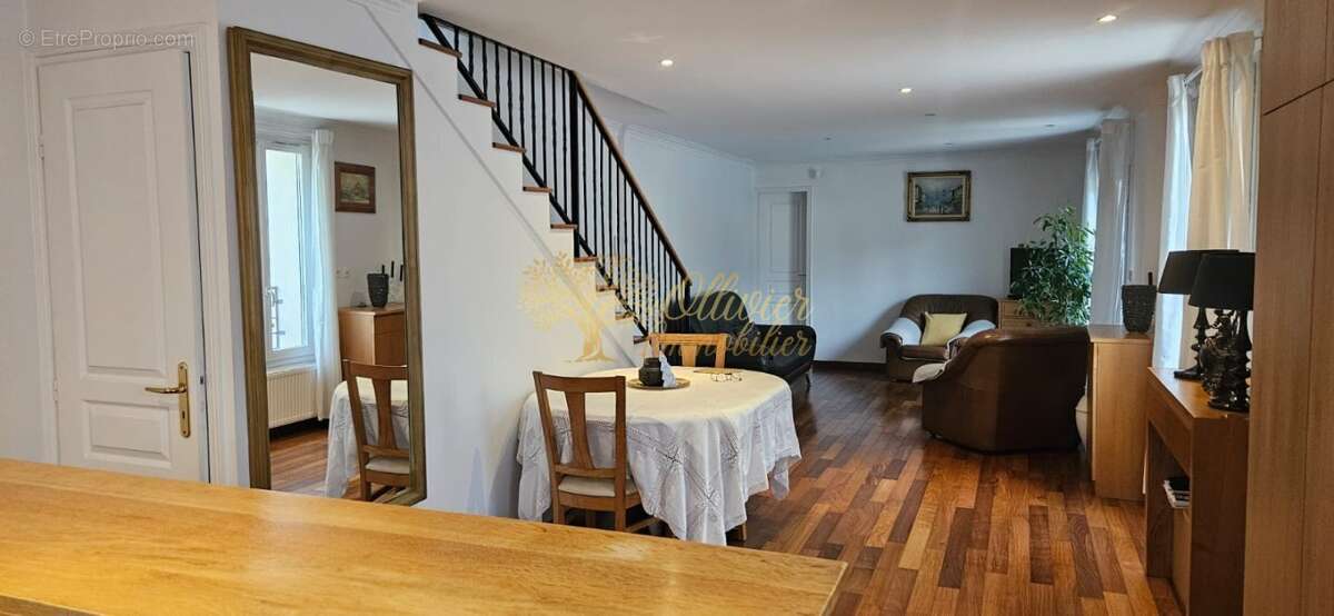 Maison à JOINVILLE-LE-PONT