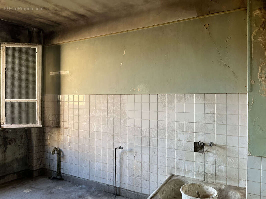 Maison à SAINT-SATUR