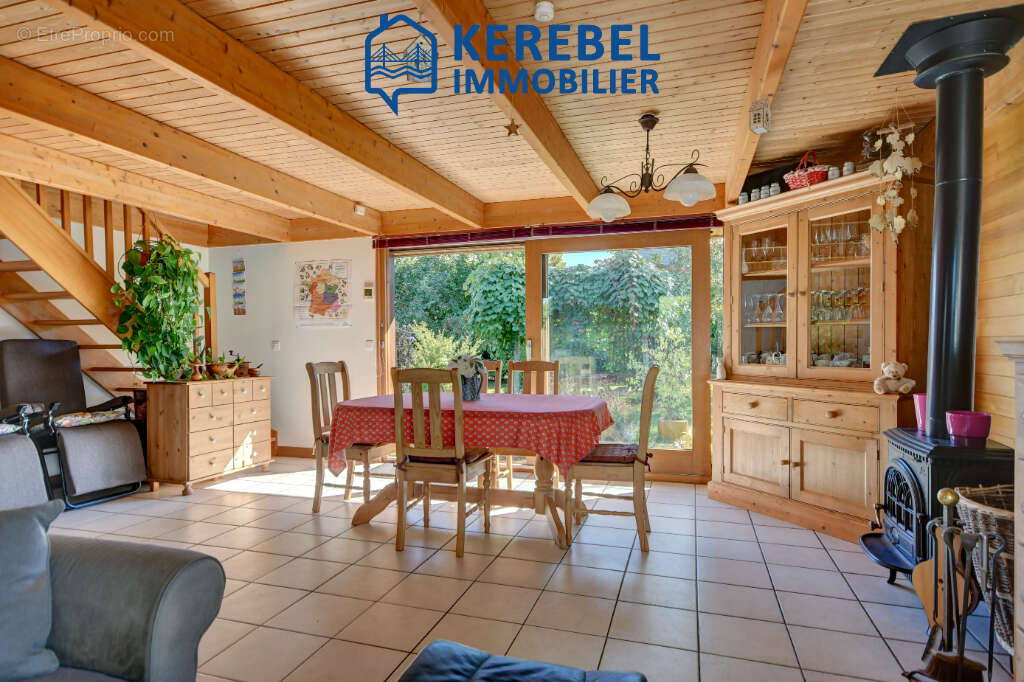 Maison à LOGONNA-DAOULAS