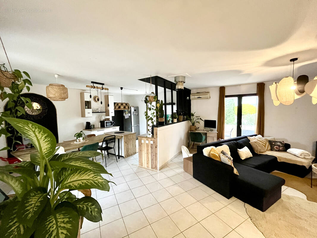 Maison à AIGUES-VIVES