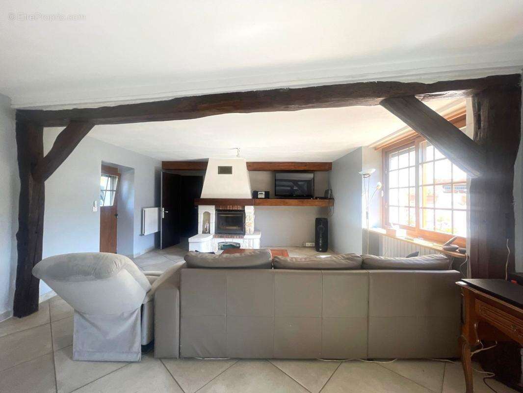 Maison à ETAMPES