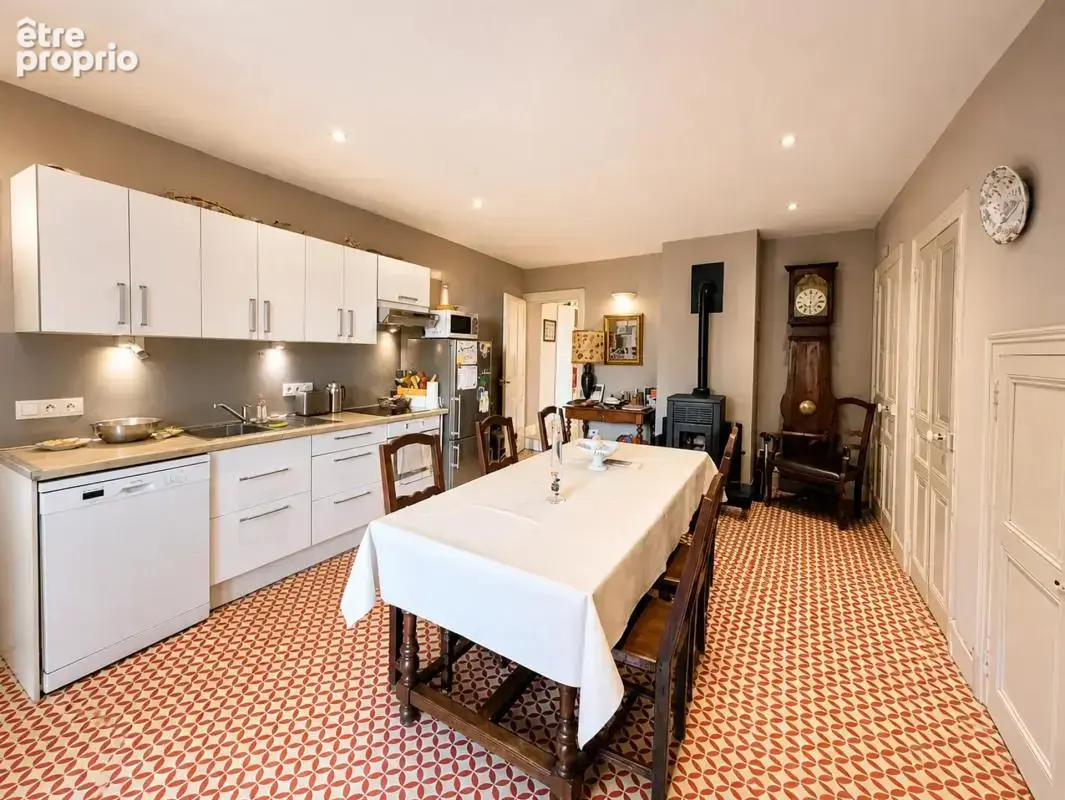 Charmante maison rénovée de 113,11 m²  dans un village paisible - photo 5