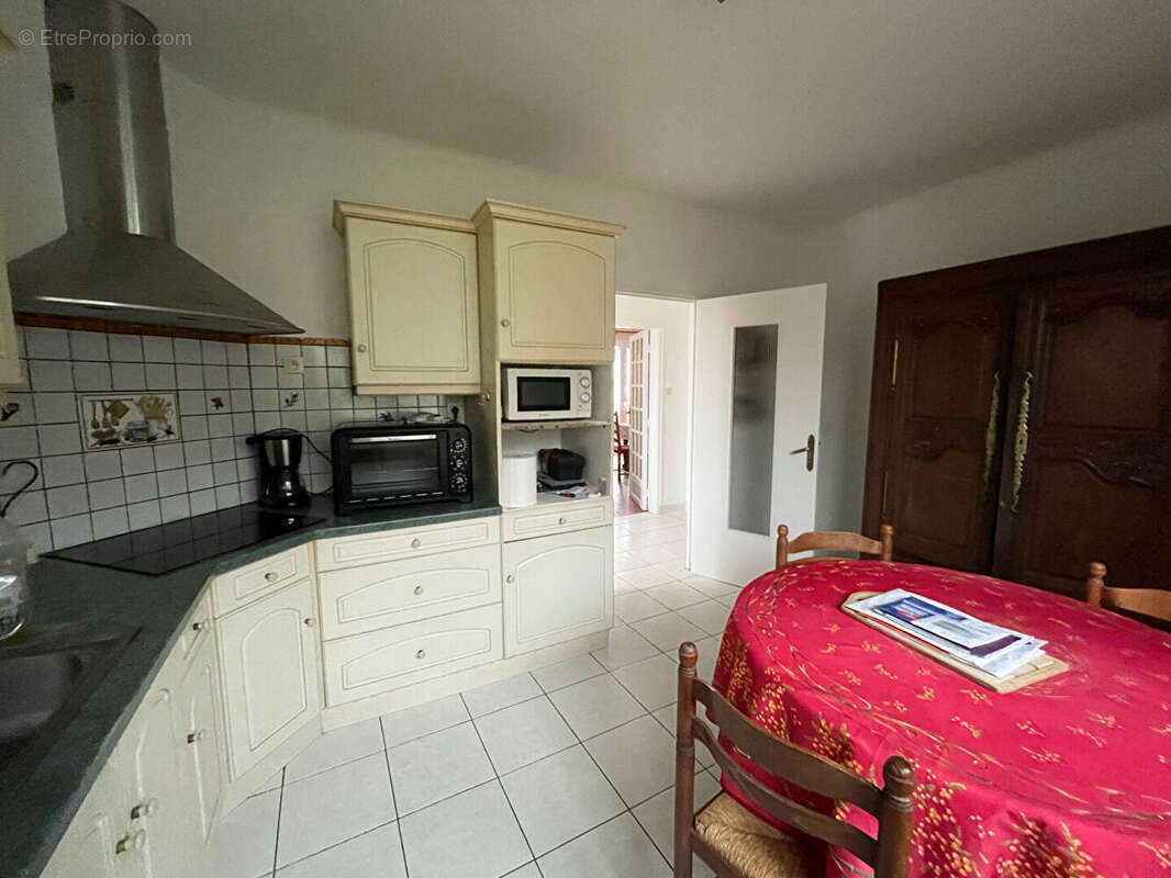 Maison à PLOMODIERN