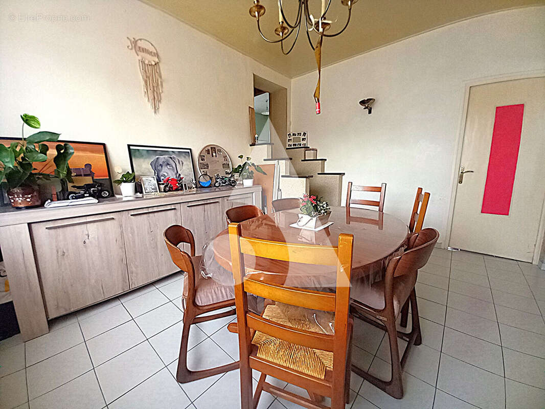 Maison à VILLERS-SIRE-NICOLE