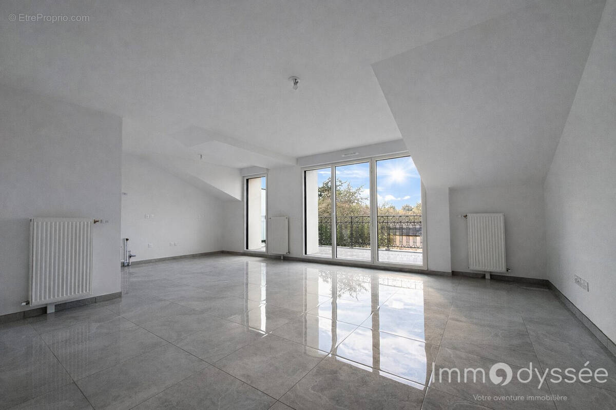 Appartement à LE PERREUX-SUR-MARNE