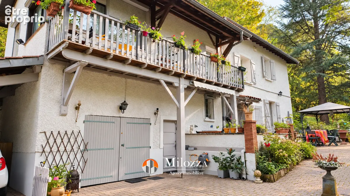 Propriété de caractère au coeur de 2,7 hectares de nature Septème - photo 3