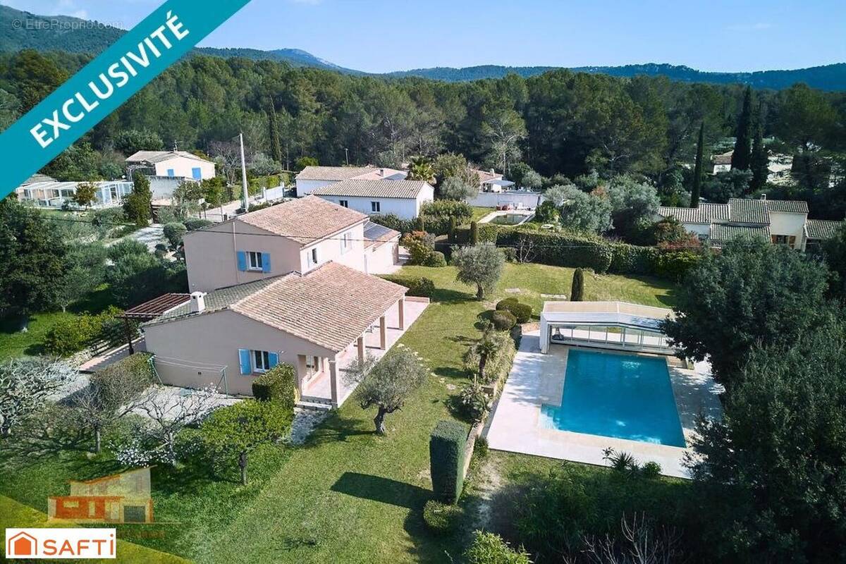 Photo 1 - Maison à LE BEAUSSET
