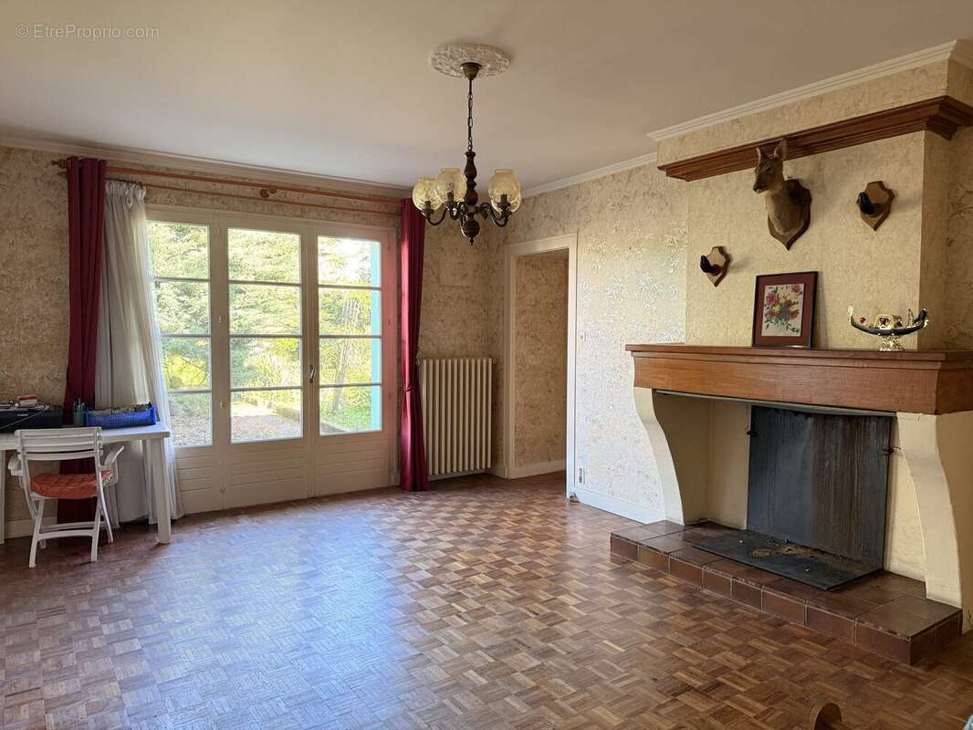 Maison à EPARGNES