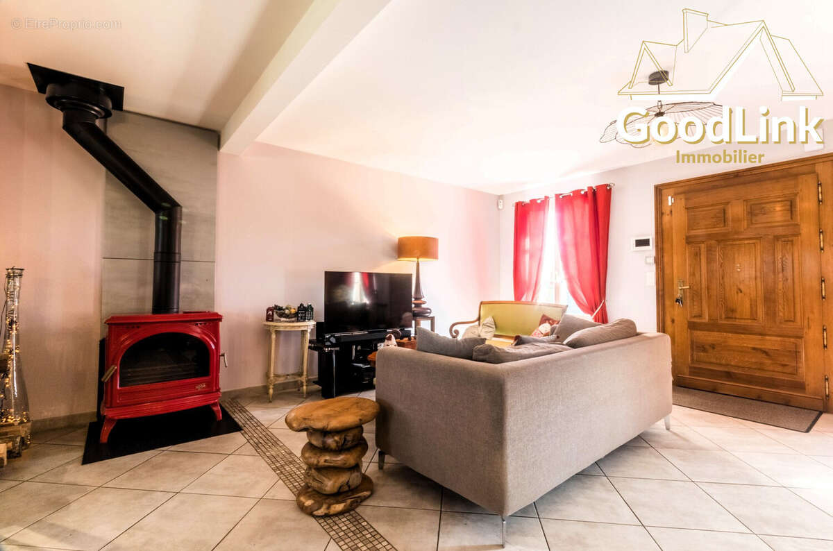 Maison à MOIGNY-SUR-ECOLE