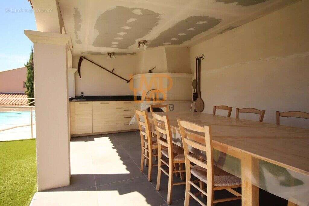 Maison à ENSUES-LA-REDONNE