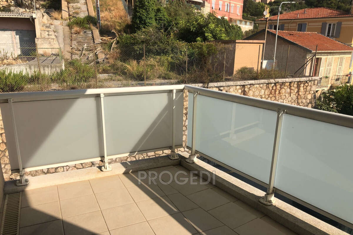 Appartement à BEAUSOLEIL