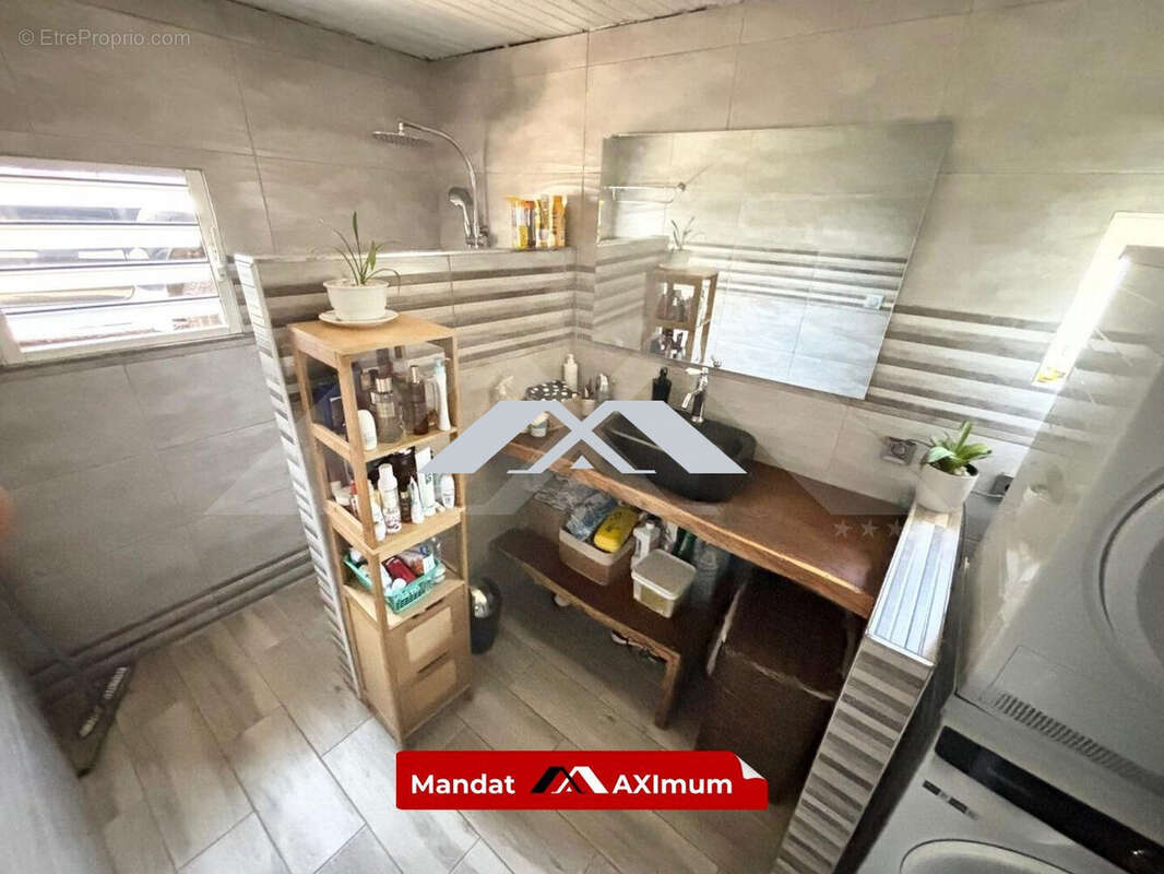 Appartement à PETITE-ILE