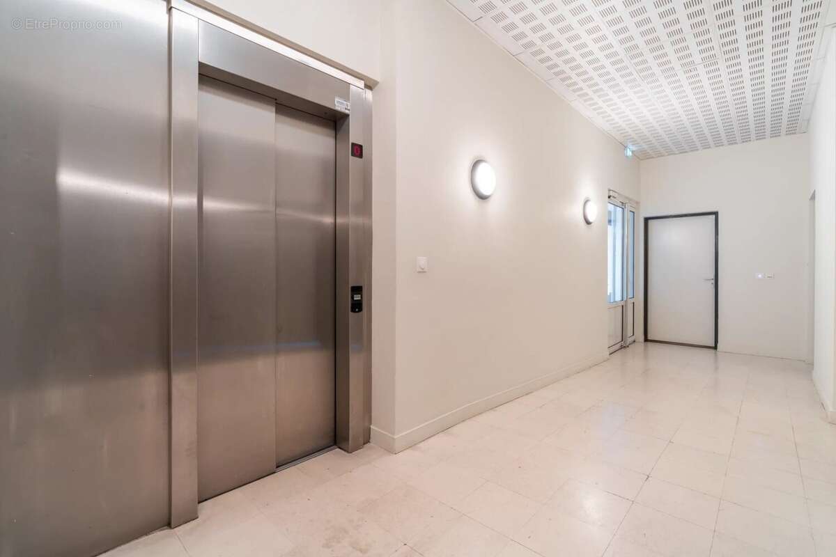 Appartement à LEVALLOIS-PERRET