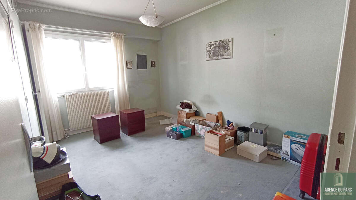 Appartement à VILLE-D'AVRAY