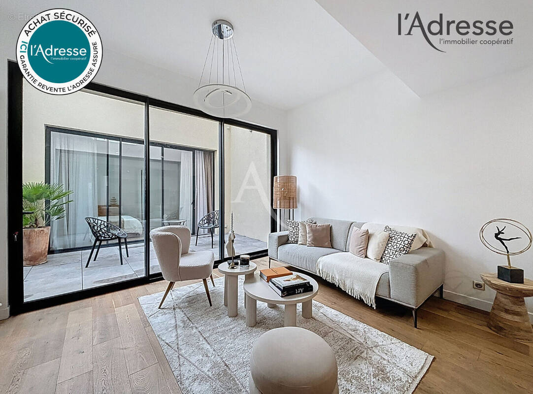 Appartement à SURESNES