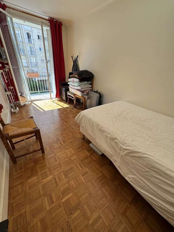 Appartement à PARIS-20E