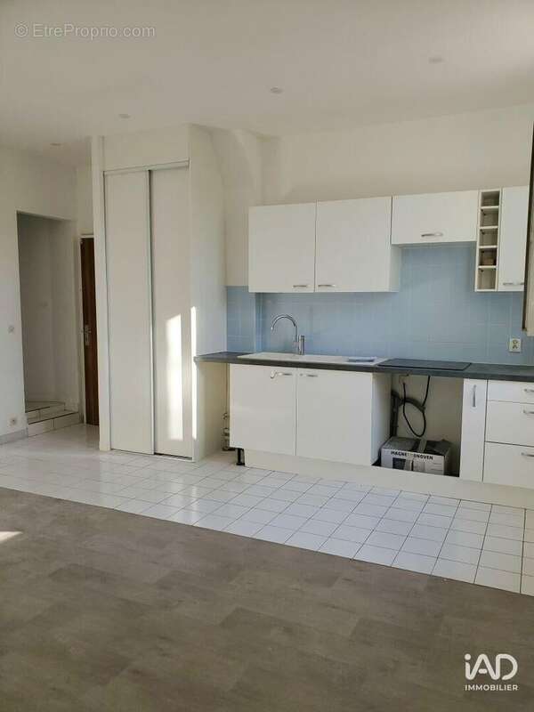 Photo 2 - Appartement à MONTROUGE