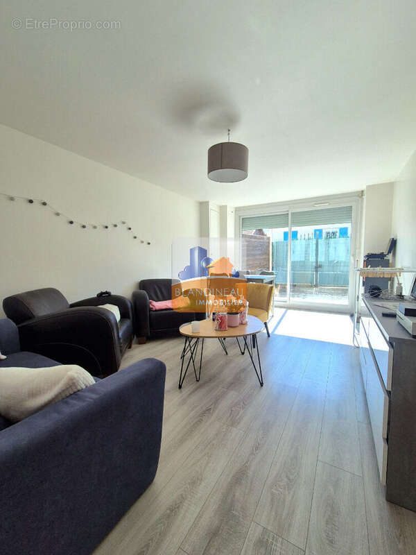 Appartement à REZE
