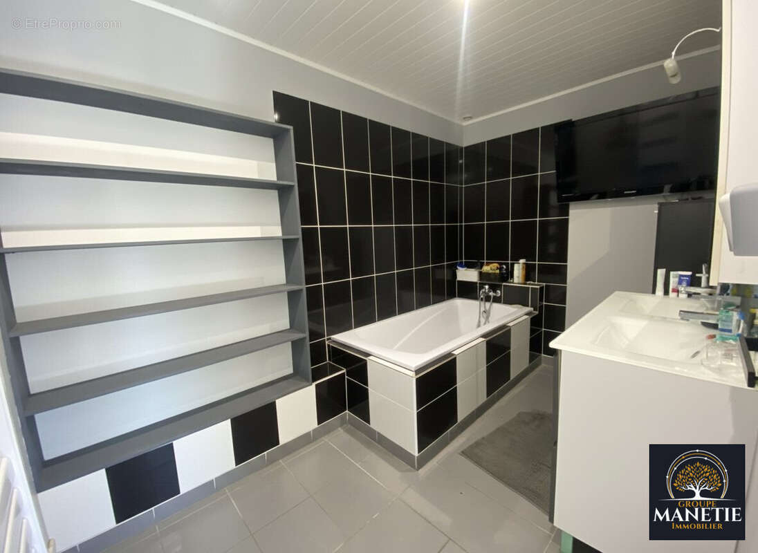 Maison 137 m² à Maroeuil  - photo 4