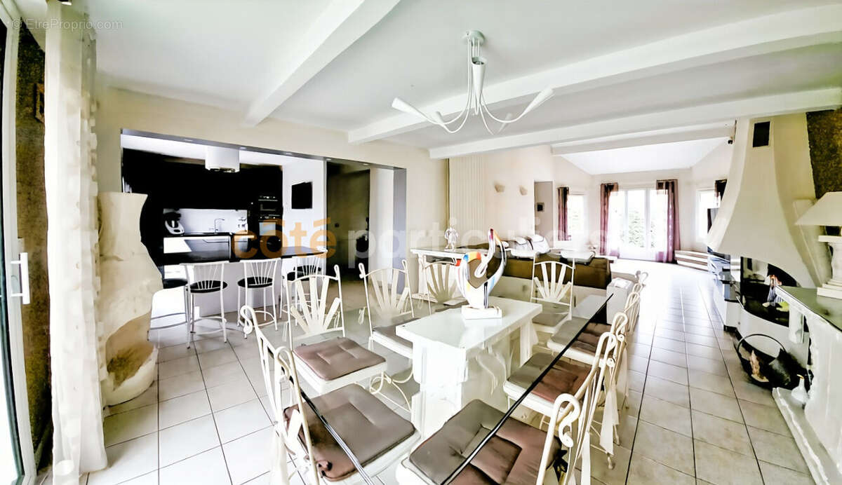 Maison à SERVON