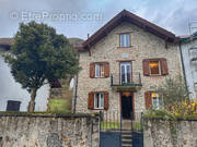 Maison à UREPEL