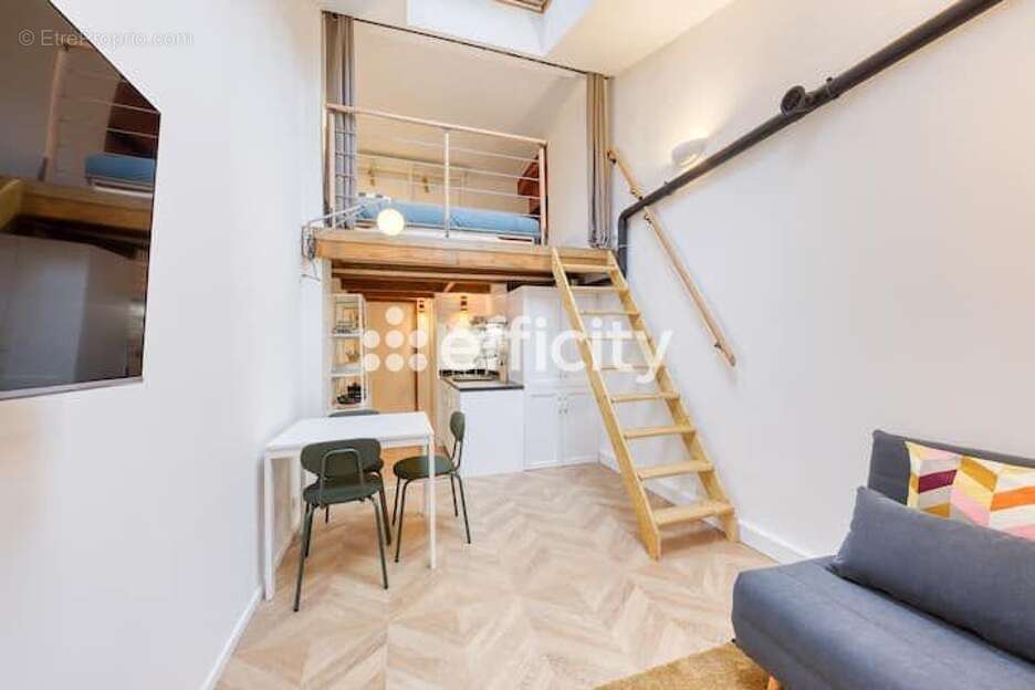 Appartement à PARIS-11E