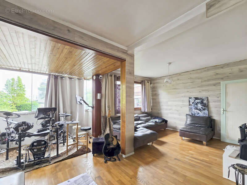 Appartement à vendre 4 pièces, T4 FONTENAY LE FLEURY (78) - photo 3
