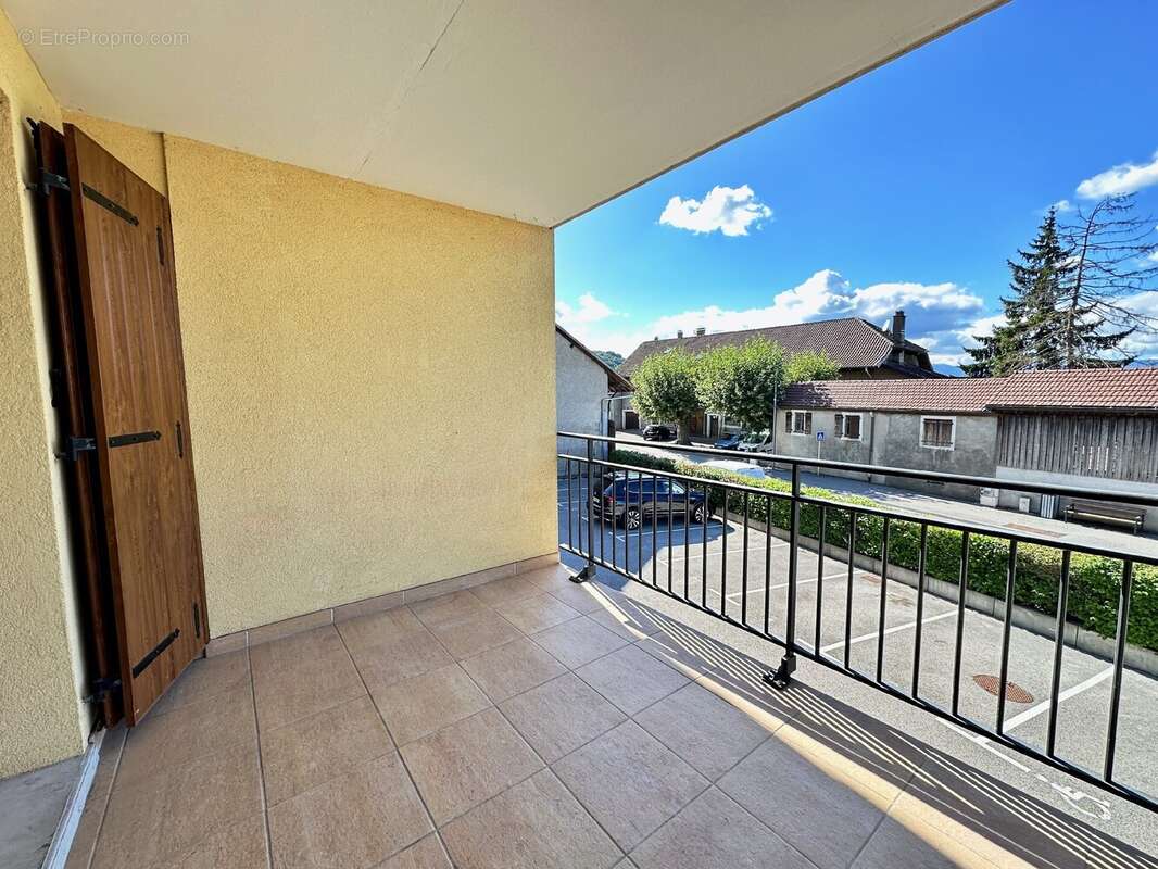 Appartement à PRESILLY