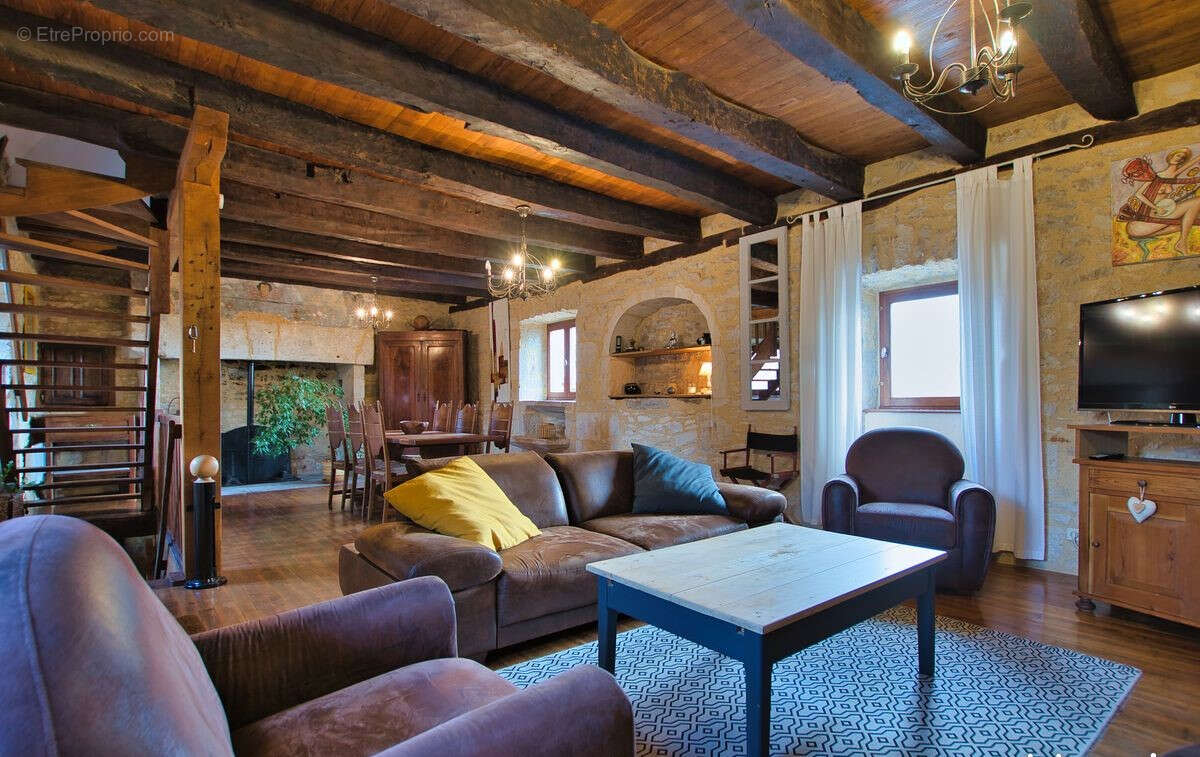 Maison à QUISSAC