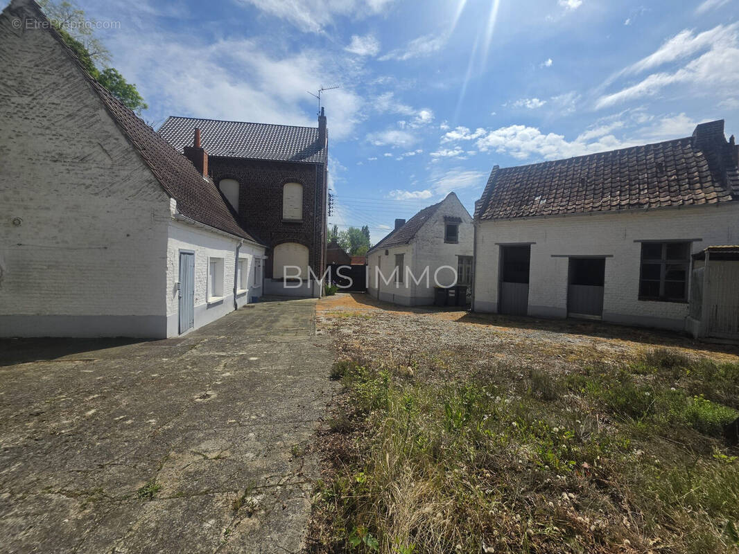 Maison à RAIMBEAUCOURT
