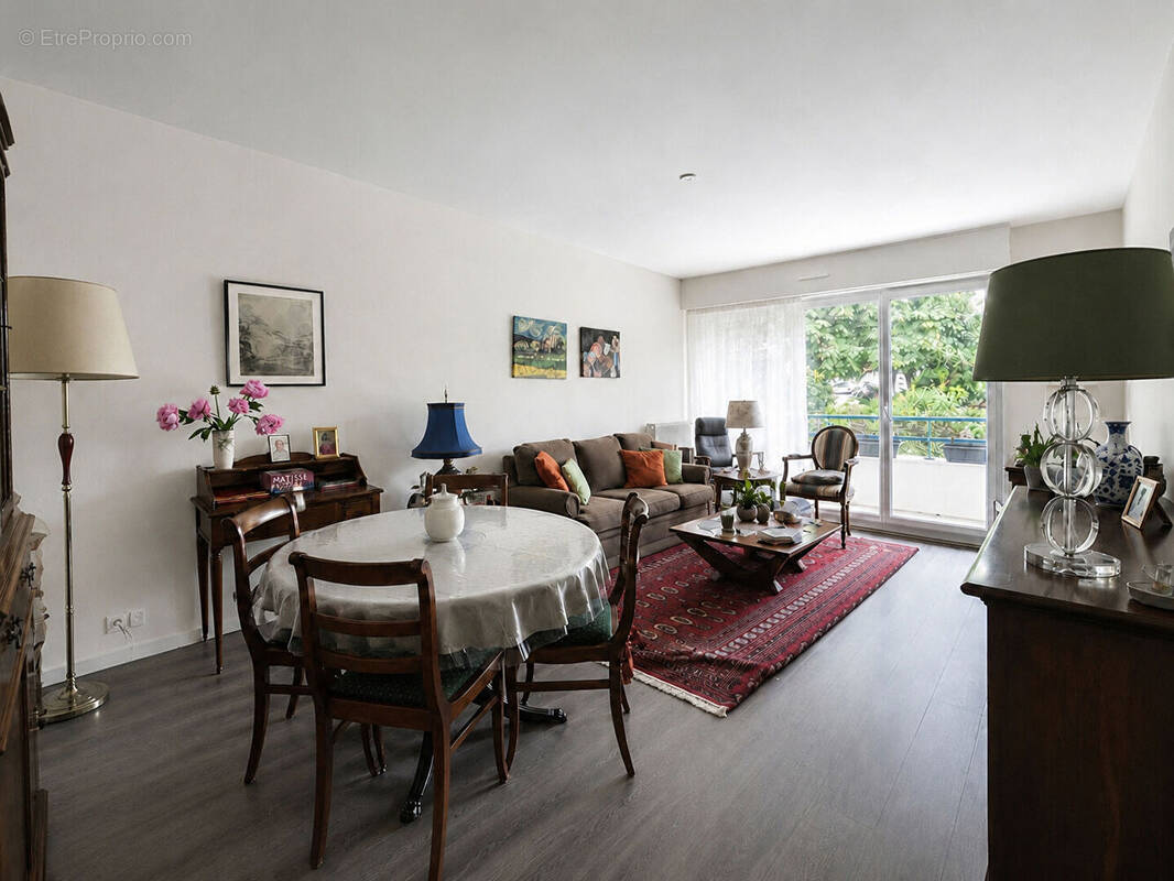 Appartement à LAVAL