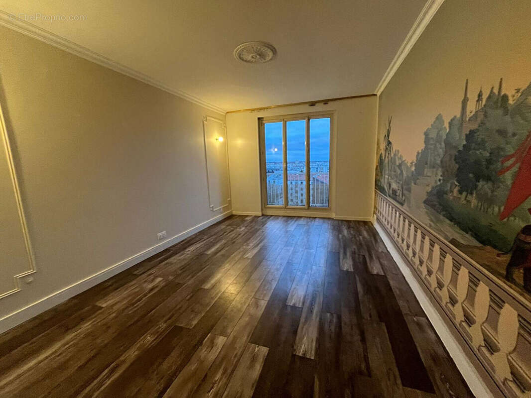 Appartement à MONTREUIL