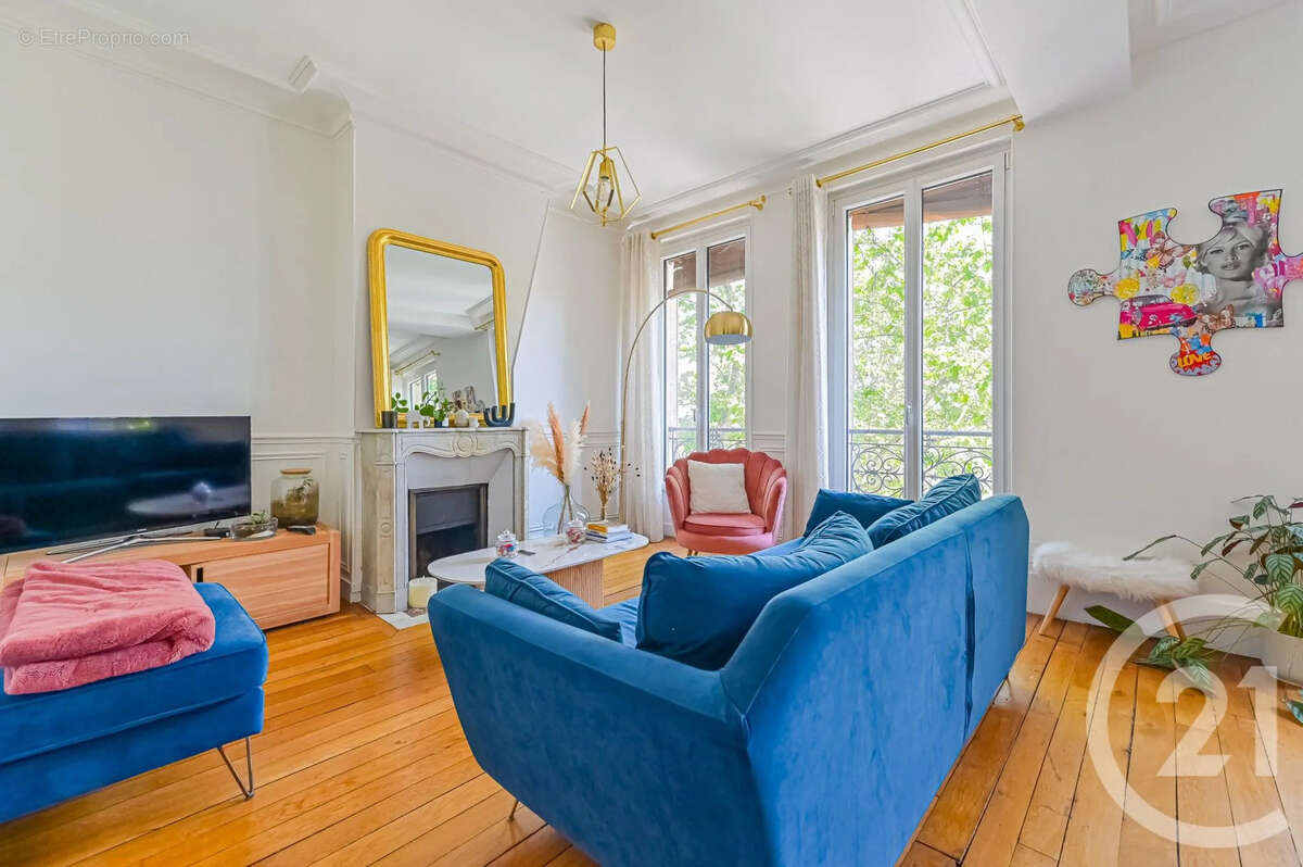 Appartement à PARIS-18E