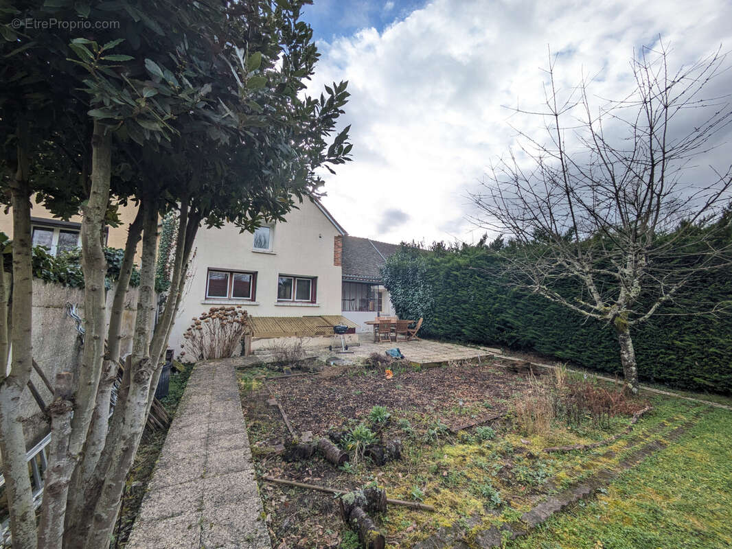 Maison à APPOIGNY